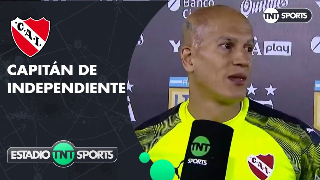 Sebastián Sosa: "Hasta la expulsión estábamos bien, después se nos partió el juego"