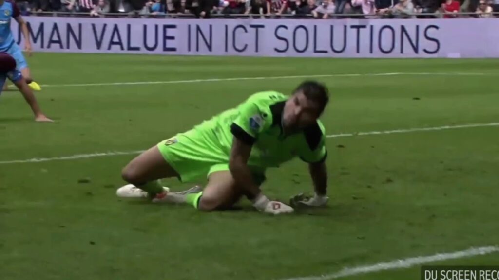 Piet Velthuizen Best Saves