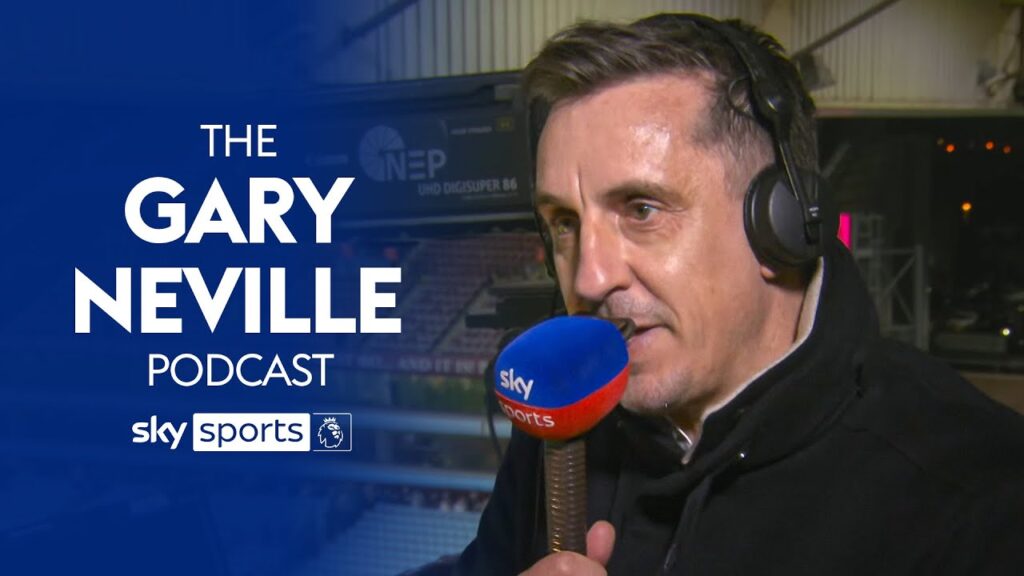 Gary Neville REACTS to Man United's late win over Aston Villa! | The Gary Neville Podcast