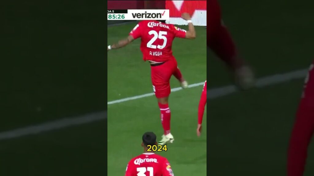 Alexis Vega 🥹 Uno siempre vuelve a donde fue feliz #shorts #ligamx