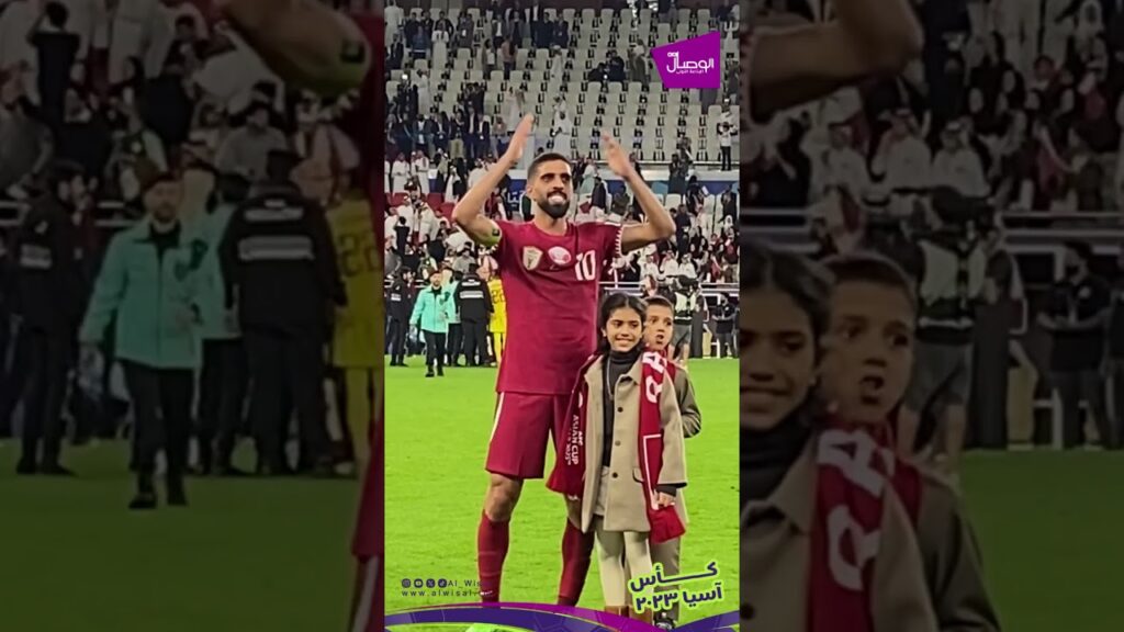 ‫#الهيدوس‬ مشيرا بيده" الوعد في ‫#لوسيل‬ "