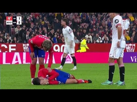 Alvaro Morata knee INJURY Vs Sevilla