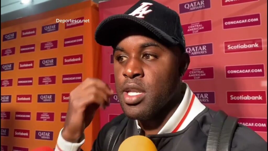 Joel Campbell saltó en defensa de Orlando Galo