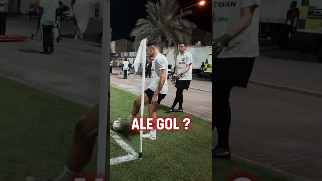 BIELIK, SZCZĘSNY I CASH WKRĘCAJĄ ⚽️😜 #shorts #laczynaspilka