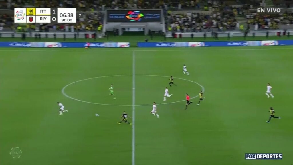 😎 GOL DESDE EL MEDIO CAMPO 💥 | Al-Ittihad 2-0 Al-Riyadh | #SPLenFOX