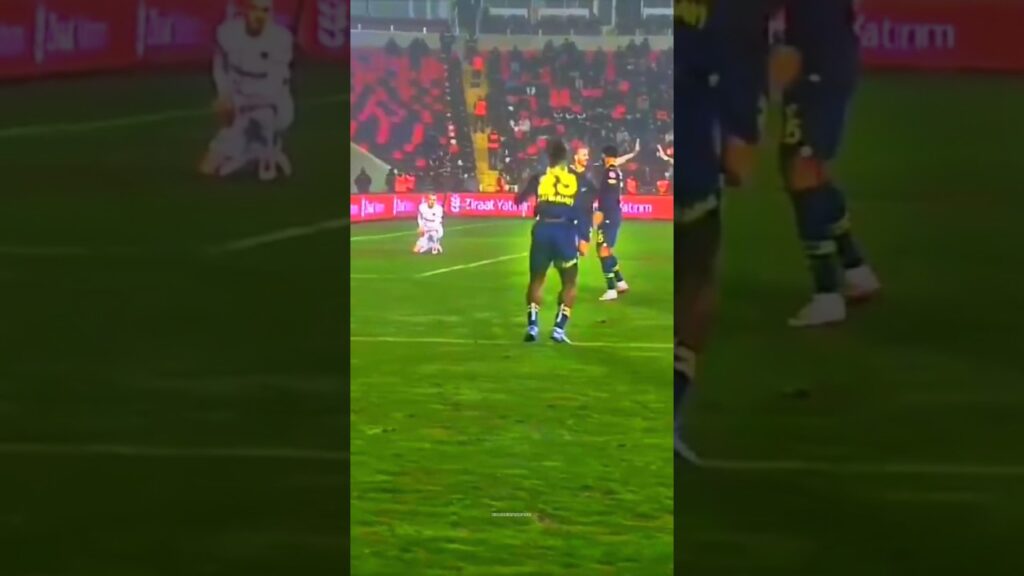 Michy Batshuayi'den Gol Sonrası Takla @fenerbahce #shorts #fenerbahçe