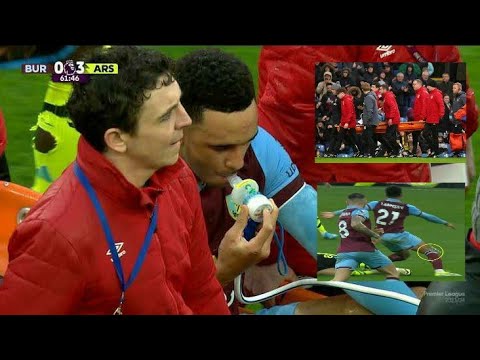 Horror Injury 😱 Burnley’s Aaron Ramsey Knee Injury Vs Arsenal – Stretchered Off – Received Oxygen Horror Injury 😱 Burnley's Aaron Ramsey Knee Injury Vs Arsenal - Stretchered Off - Received Oxygen