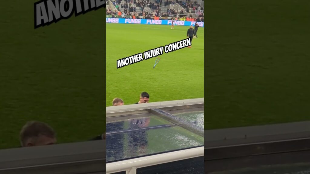 Fabian Schar in pain at full time after Newcastle United 2-2 draw with Bournemouth #nufc #newcastle