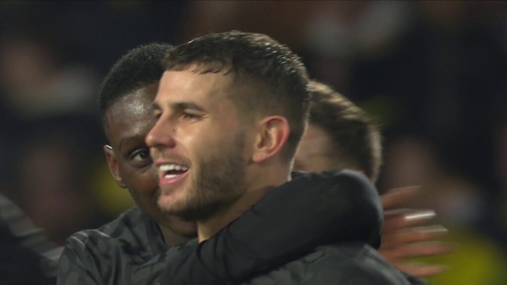 La frappe superbe de Lucas Hernandez !