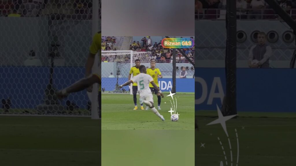 Free kick ⚽ Kalidou Koulibaly 🔥#viralshorts #shorts