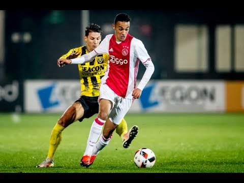 NOUSSAIR MAZRAOUI🇲🇦  ► Best dribbling,skills,goal and assists(2016 - 2017)🔥🔥(HD)