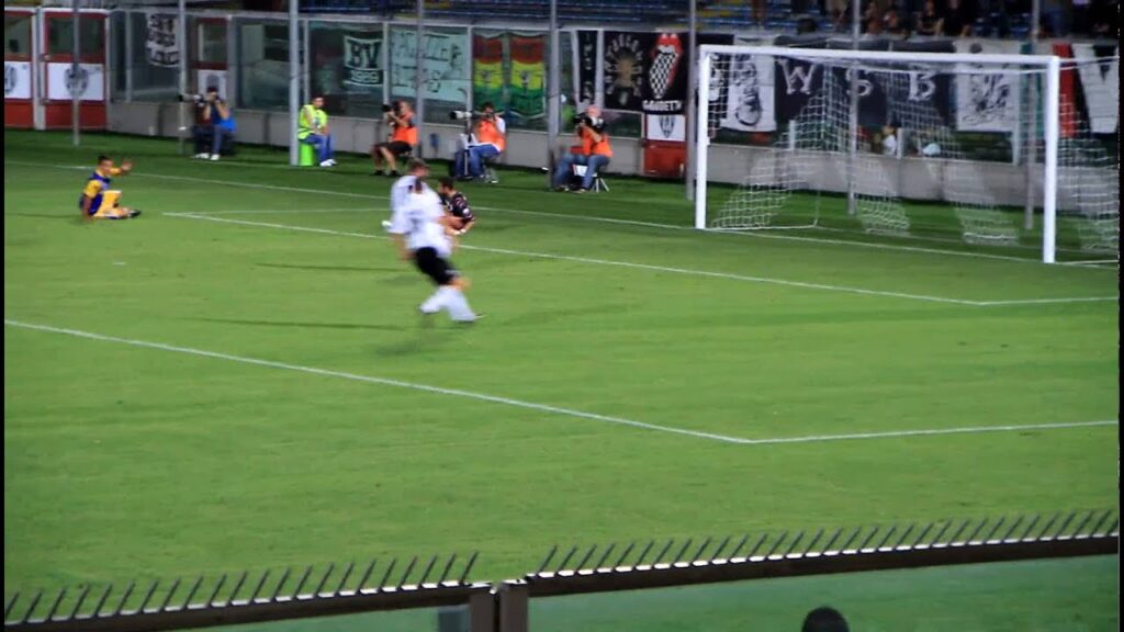 Nagatomo Yuto     cesena parma     MVI_6320.MOV