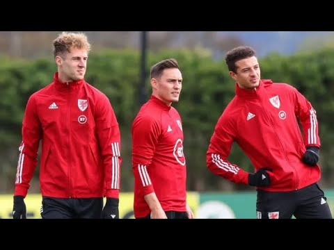 TRANSFER DEADLINE DAY!⚡️| LEEDS UNITED AGREE LOAN DEAL TO SIGN CONNOR ROBERTS! 🏴󠁧󠁢󠁷󠁬󠁳󠁿