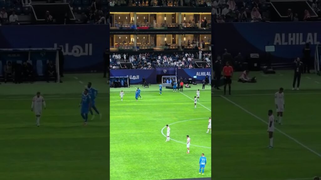 تحية كبيرة سلمان الفرج لحظة دخوله