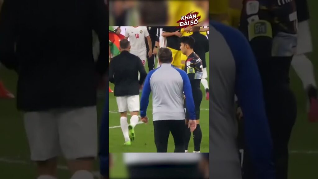 Khoảnh khắc Son Heung Min lạc lõng cùng cực