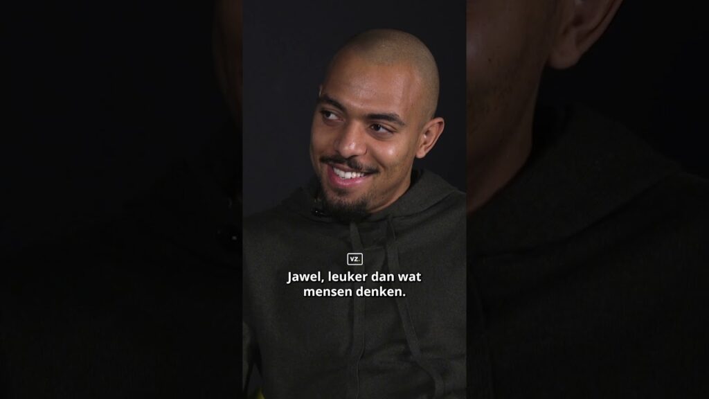 Malen neemt het op voor vriend Noa Lang: 'Hij heeft iets speciaals' ❤️   #malen #dortmund #psvdor