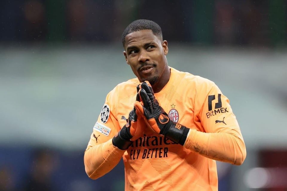 Photoshop request: Mike Maignan Ovunque Proteggimi