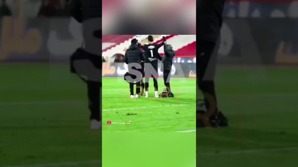 ناراحتی بیرانوند برای محرومیت بازی بعدی پرسپولیس مقابل ذوب آهن اصفهان #shots