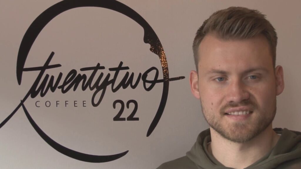 Simon Mignolet opent nieuwe koffiebar TwenteTwoCoffee