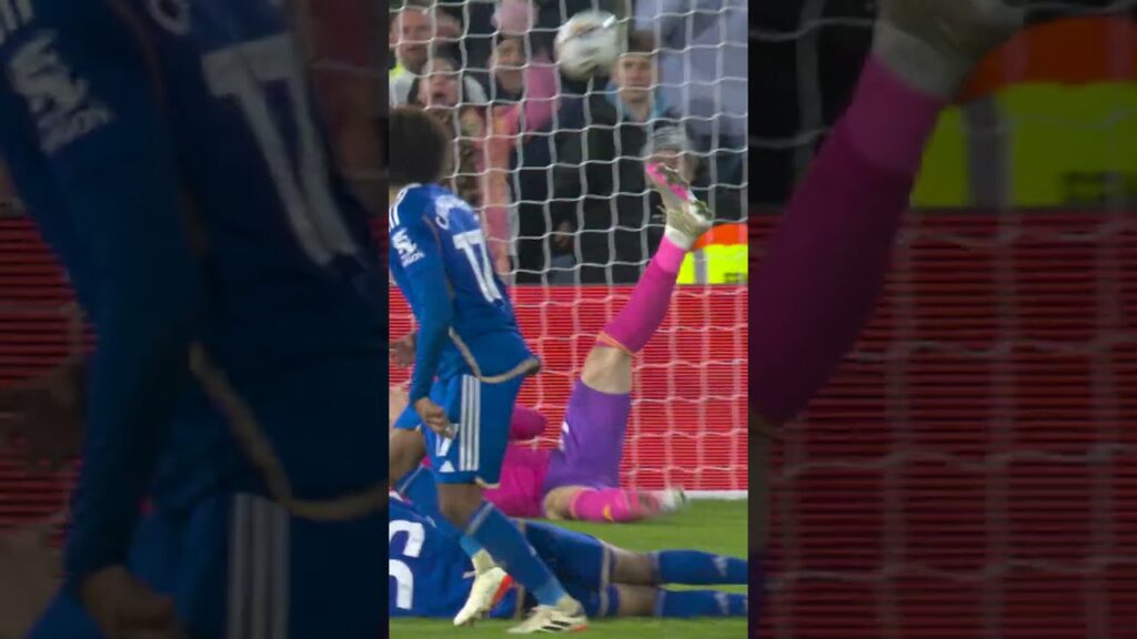 Dan James x Patrick Bamford = comeback complete v Leicester #lufc