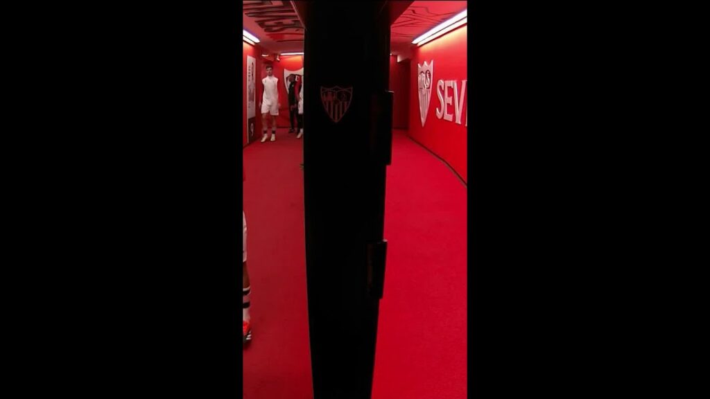 WHAT IS THIS 😜??  #sevillafc #funny