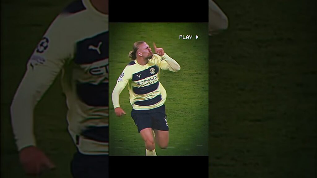 Haaland owns Upamecano 🥶🦮