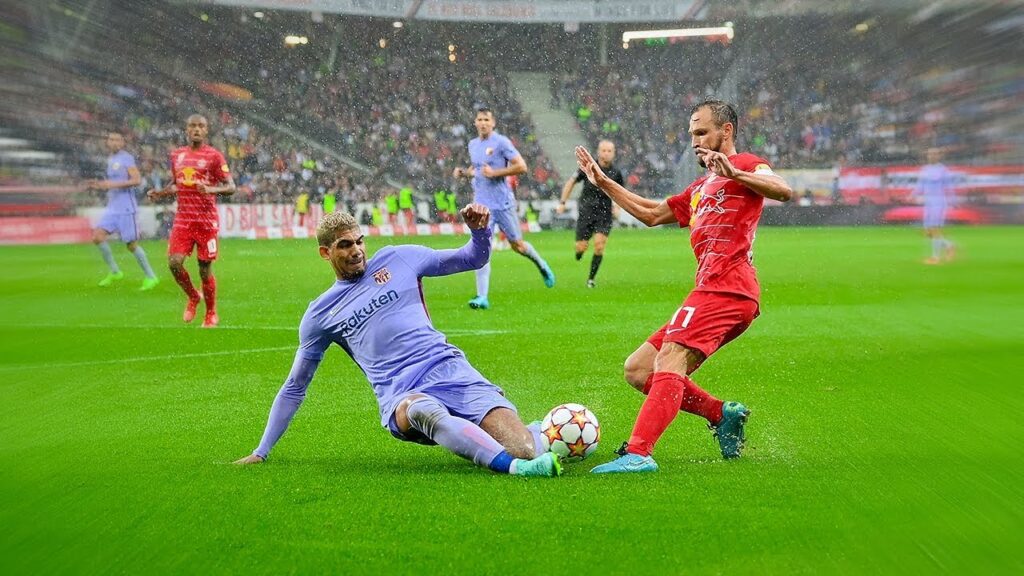 Ronald Araujo Showing His Class Ronald Araujo Showing His Class