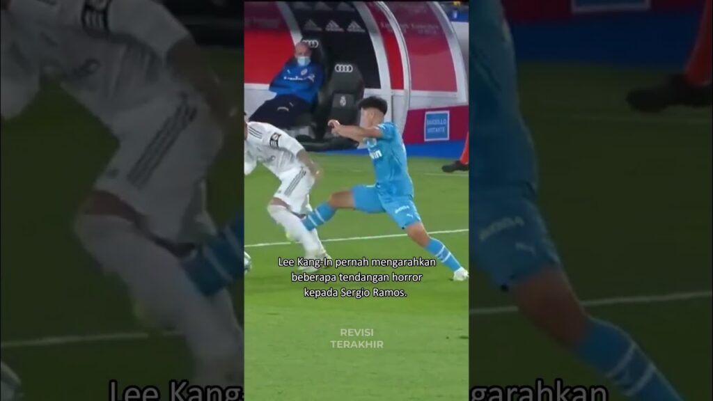 Saat wasit selamatkan Lee Kang-In dari kebrutalan Ramos