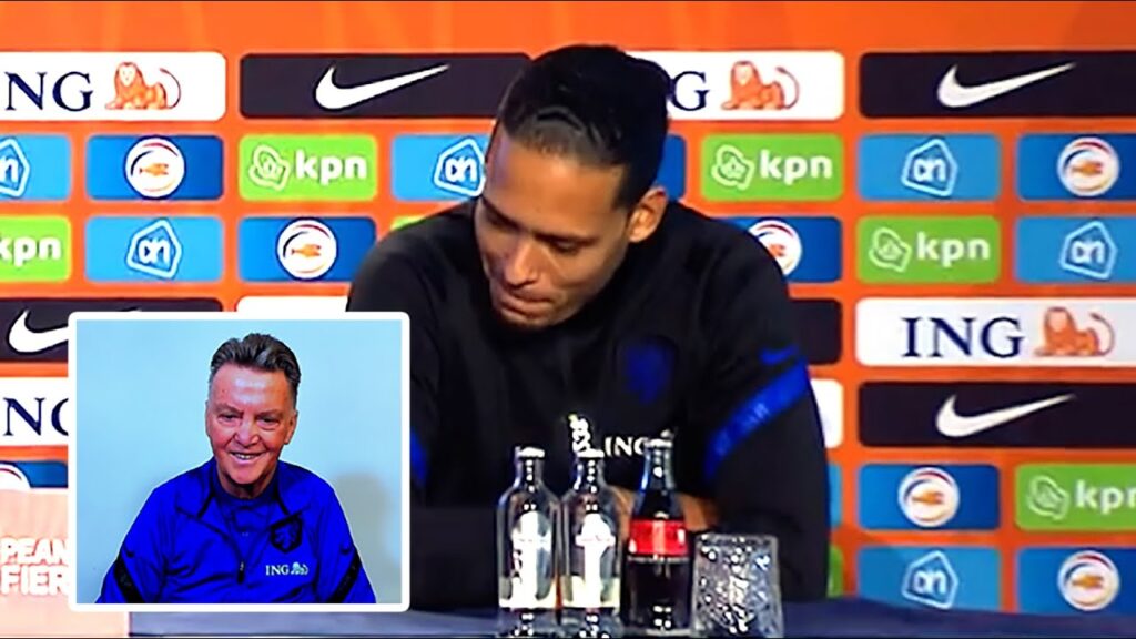 Van Dijk cannot contain his laughter when Van Gaal tells media he has a "clean brain" 😂