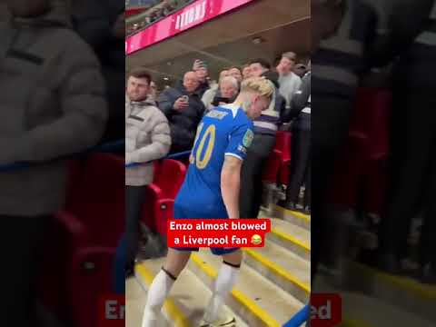 Enzo Fernandez almost beat a fan after Chelsea lose to Liverpool 😭😭😭 Enzo Fernandez almost beat a fan after Chelsea lose to Liverpool 😭😭😭