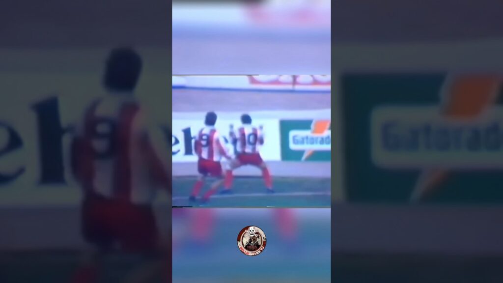 Dragan Stojković i top u nogama. 🚀🔴⚪