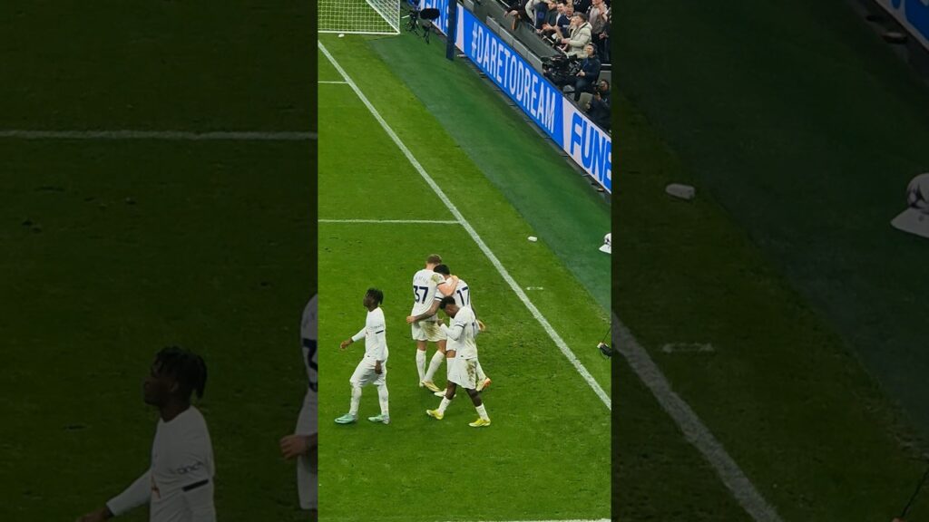 CRISTIAN ROMERO CELEBRATES! The Defender Celebrating With His Team Mates: Spurs v Crystal Palace