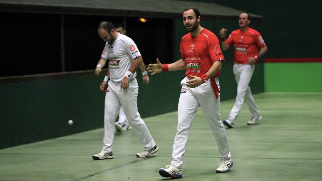 Champ.FFPB par équipe 2024 - Groupe B - Bielle-Saint Paul contre Ziarrusta-Ugarte