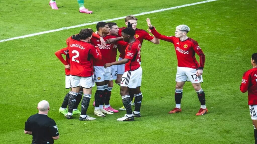 Manchester united 2-0 Everton | inggris-primer league News football