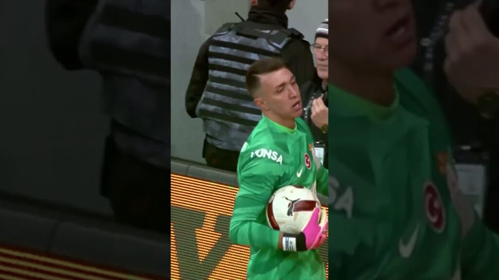 ❌ Fernando Muslera'dan Rachid Ghezzal'a Geçit Yok! #shorts #beşiktaş #galatasaray