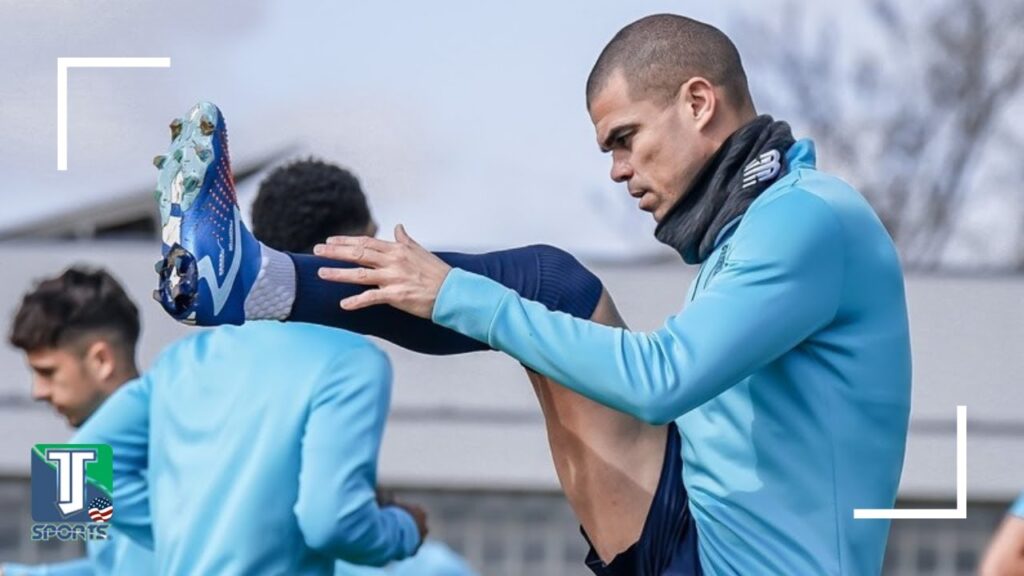 WATCH: Pepe and Porto FC TRAINS with the mission of DEFEATING Arsenal in the UEFA Champions League