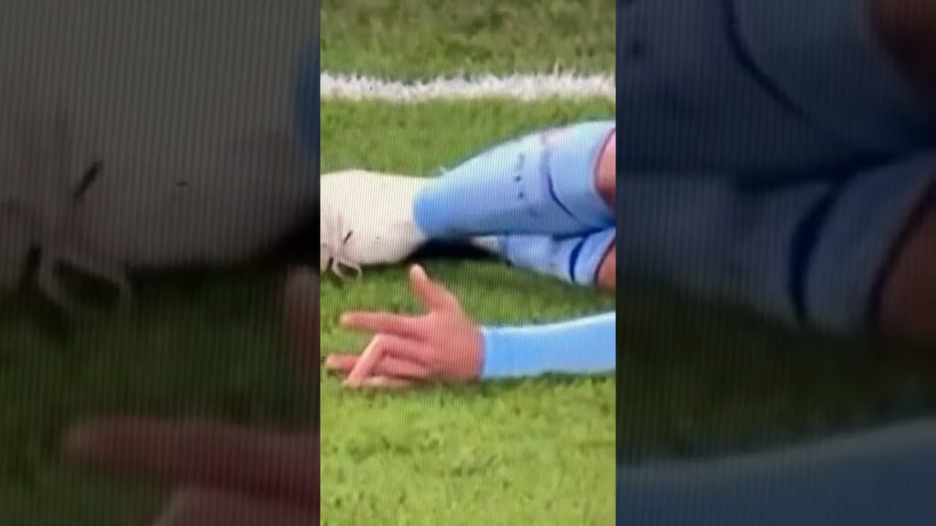 Matheus Nunes, ouch🫢 #mancity #manchestercity #matheusnunes #ouch #footballclips