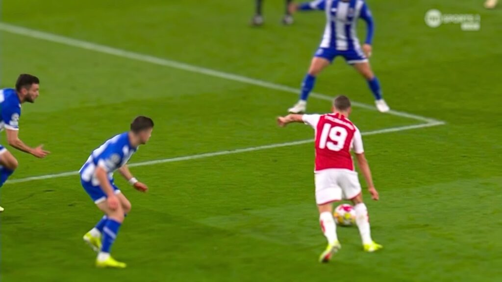 Leandro Trossard is BALLER!π€―π§πͺ Leandro Trossard is BALLER!π€―π§πͺ