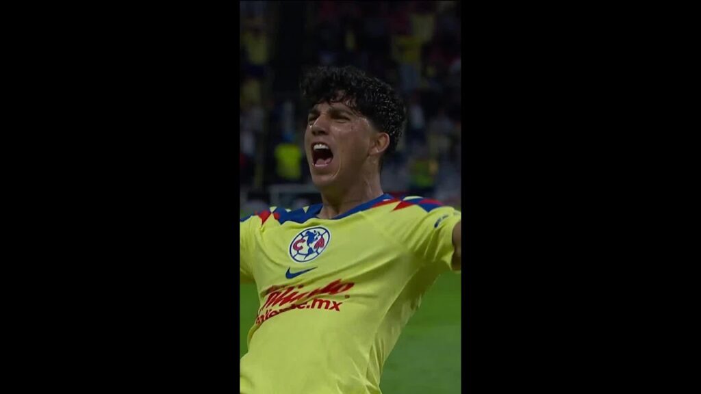 ¡ABRE SU CUENTA CON AMÉRICA! 🦅⚽️ Kevin Álvarez la prende directo a la red #shots #ligamx