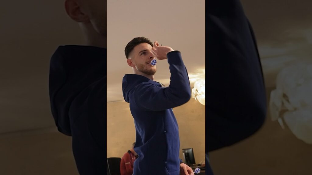 Rice v Ramsdale Darts Battle 🎯 #shorts