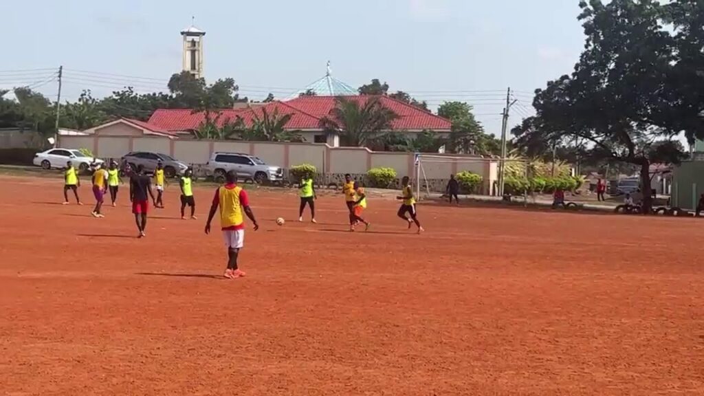 Dan K Yeboah trains with Muntari, Derek Boateng, Alex Asamoah et al @ Rasta Park