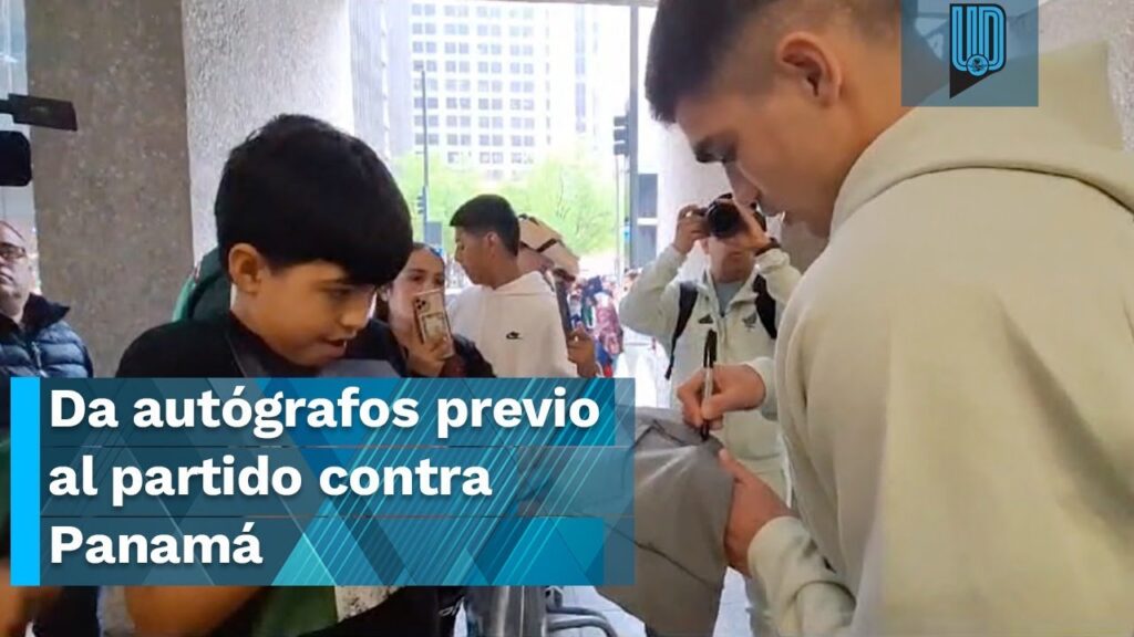 🇲🇽📝 Johan Vásquez sale a firmar autógrafos previo al partido contra Panamá 🇲🇽📝