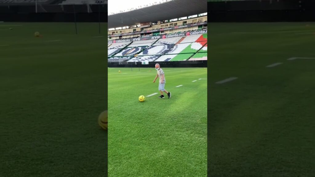 Rodolfo Cota es un gran ser humano #ligamx #futbol #goalkeeper