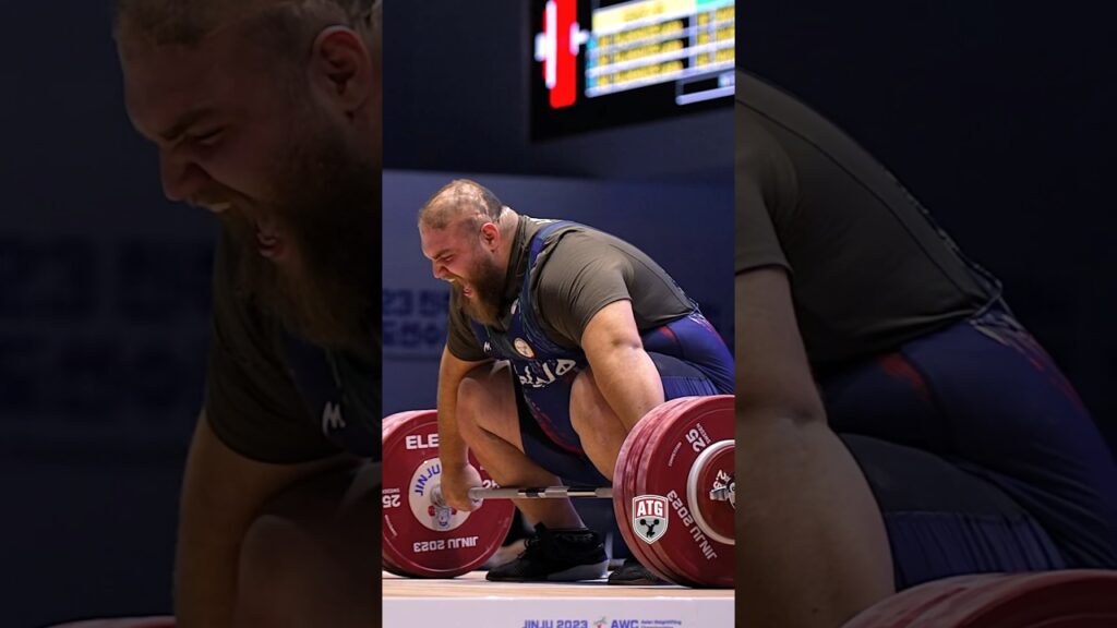 19 y/o Alireza Yousefi 🇮🇷 190kg / 419lbs Snatch! #snatch #weightlifting #slowmotion