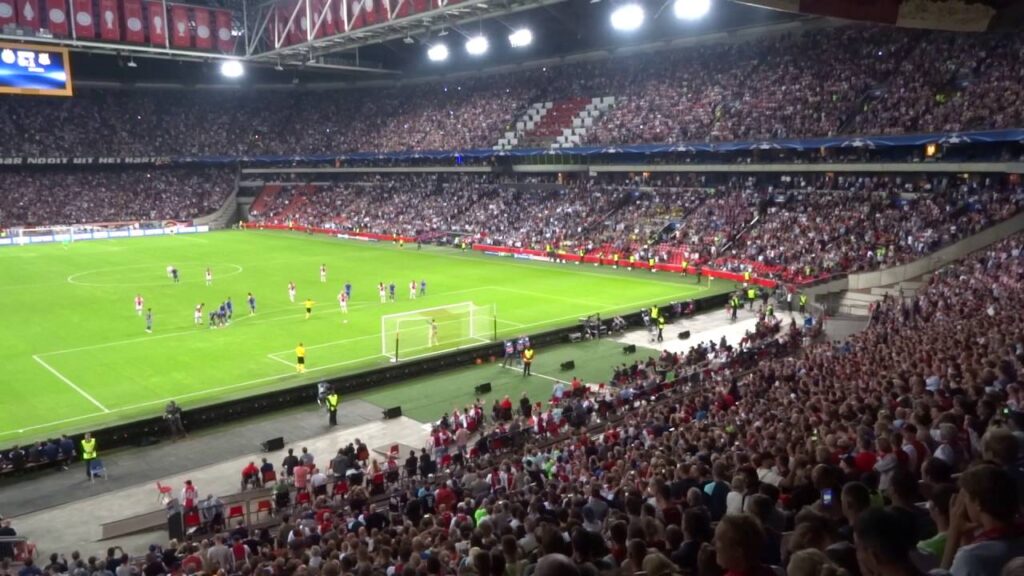 Handsbal, strafschop en doelpunt Davy Klaassen! Handsbal, strafschop en doelpunt Davy Klaassen!