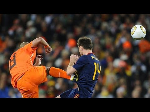 Die ULTIMATIV krassesten Fouls der Fußballgeschichte (Pepe,Cantona usw.) Compilation #01