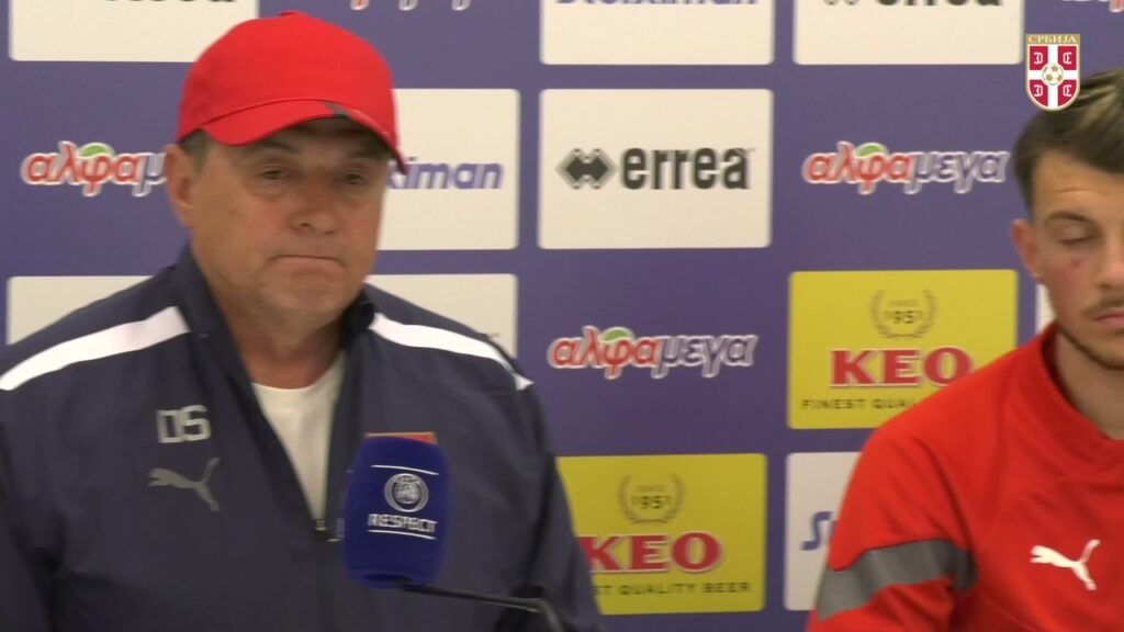 Selektor Dragan Stojković i Lazar Samardžić uoči utakmice sa Kiprom (Larnaka, 24. 3. 2024)