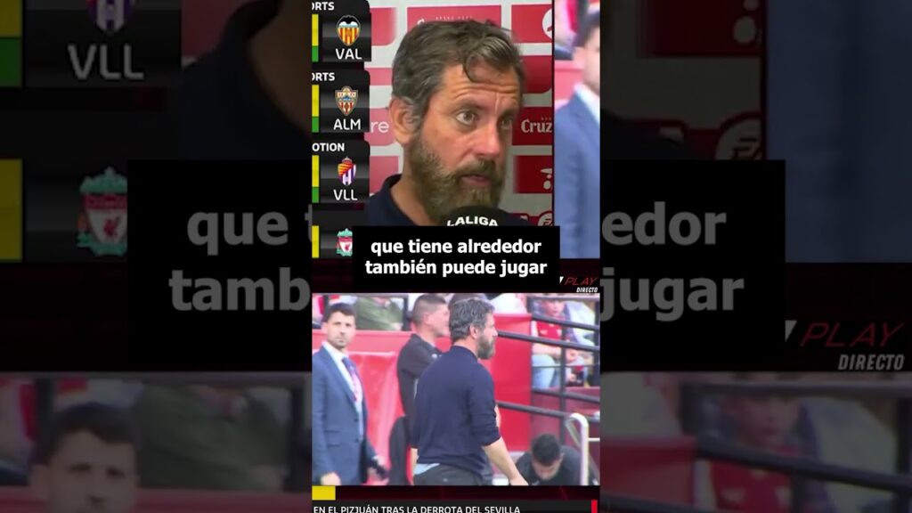 En-Nesyri se encara con su entrenador Quique Sánchez Flores en el Sevilla durante un partido de Liga
