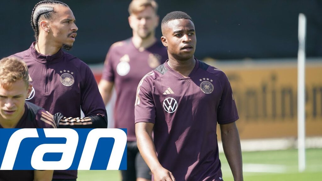 Moukoko schielt auf Heim-EM: "Das Lächeln ist wieder da"