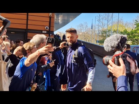 France-Allemagne : L'équipe de France face aux supporters lyonnais